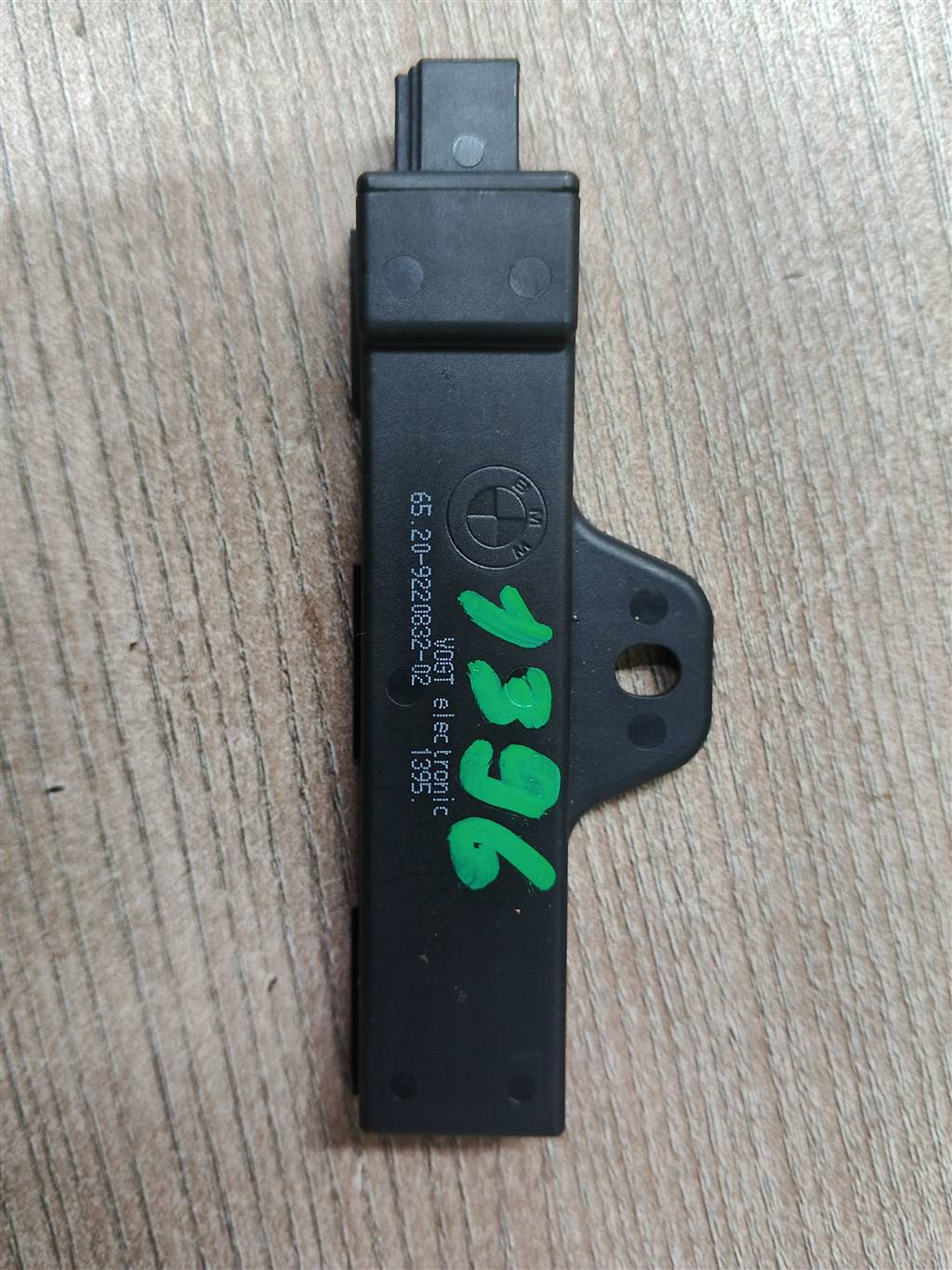 MINI Cooper F55 17- рест для Антенна