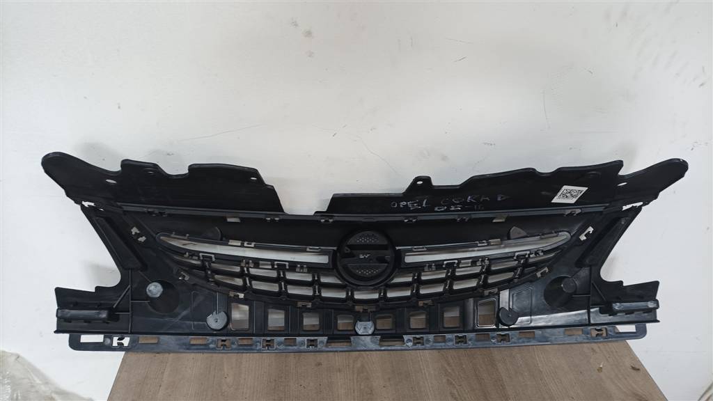 OPEL Corsa D 06-15 для решетка радиатора OPEL Corsa D 06-15 для решетка радиатора