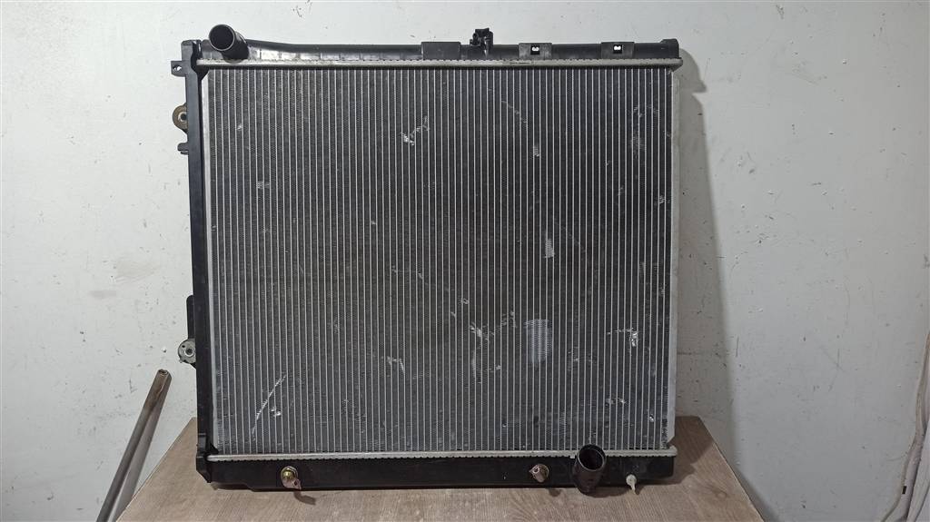 LEXUS LX570 c 2007 года для Радиатор основной