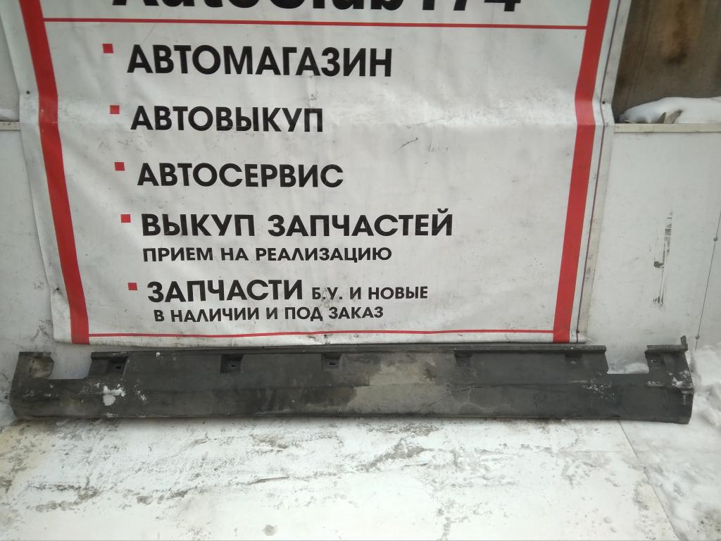 MERCEDES M-Klass W164  05-11г для Накладка на порог (наружная)
