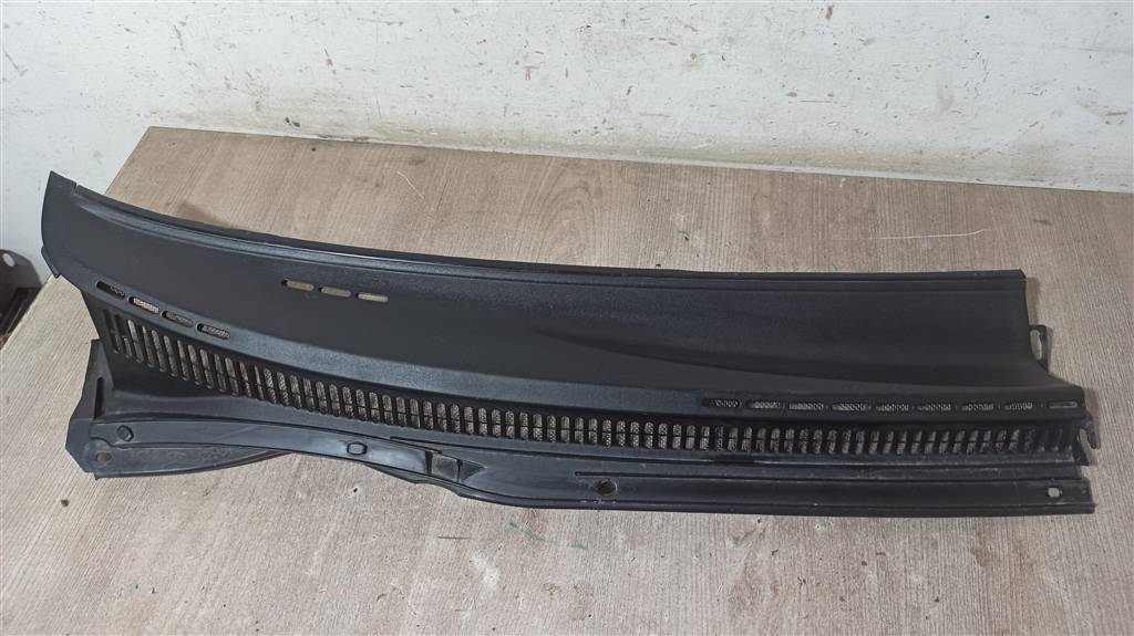 TOYOTA COROLLA IX (2000—2004) для Жабо / решетка стеклоочистителя