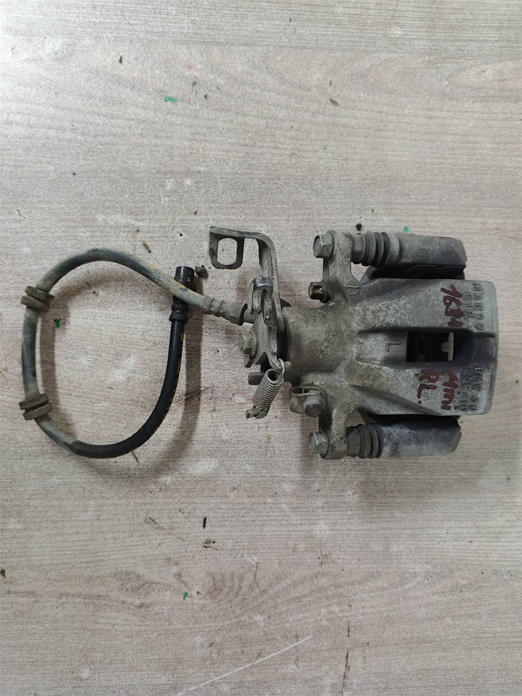 MINI Cooper F55 17- рест для Суппорт задний левый