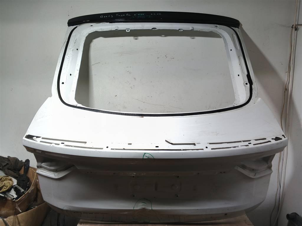 GEELY Tugella для дверь багажника