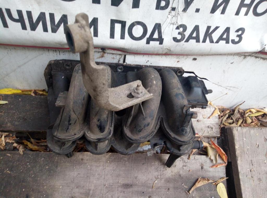 RENAULT Logan  05-14 для Коллектор впускной