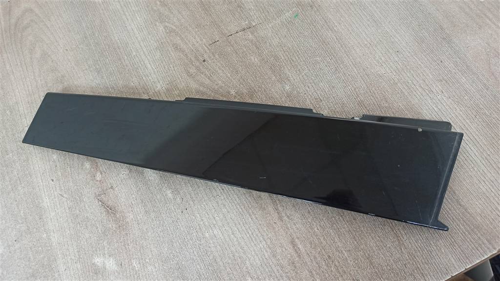 KIA SORENTO 4 20- для Накладка двери передней правой