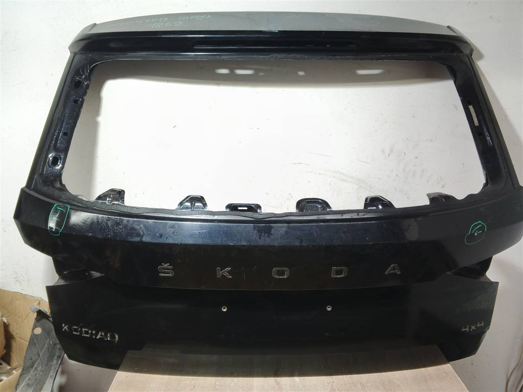 SKODA Kodiaq c 2016 года для дверь багажника