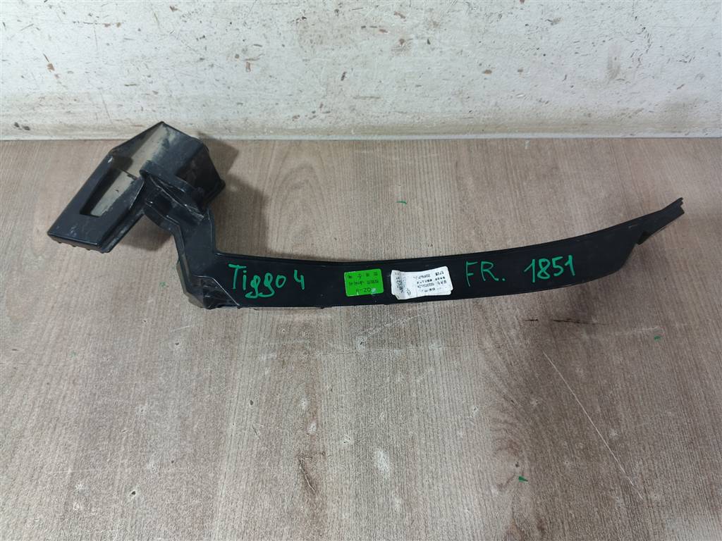 CHERY Tiggo 4 для Кронштейн переднего бампера правый