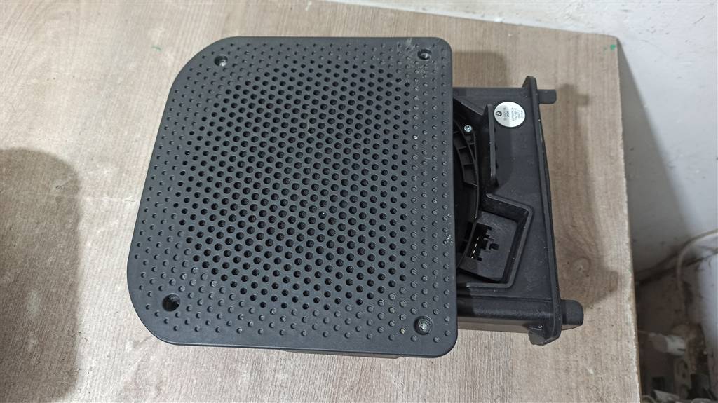 MINI Cooper F55 17- рест для Динамик