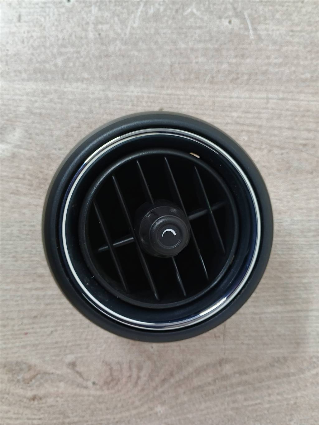 MINI Cooper F55 17- рест для Дефлектор воздушный (в торпедо)