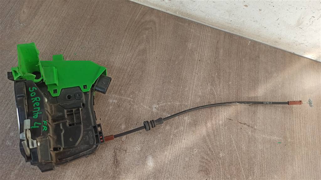 KIA SORENTO 4 20- для Замок двери передней правой