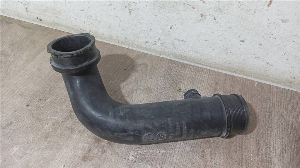 CHERY Tiggo  8 для Патрубок интеркулера