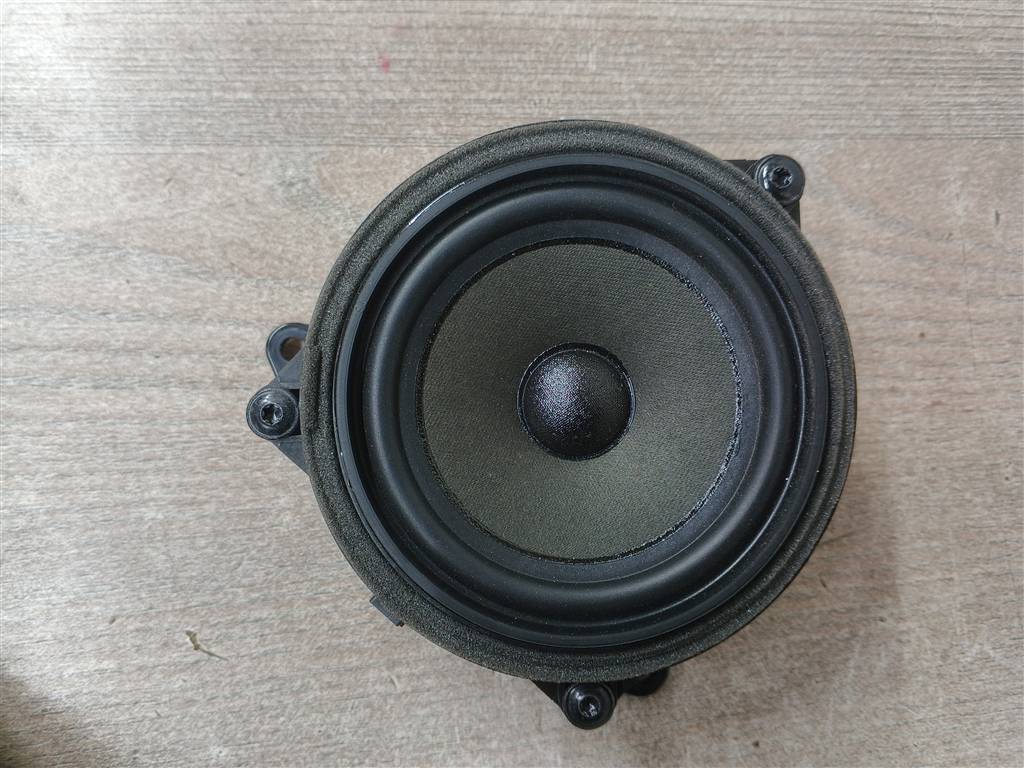 MINI Cooper F55 17- рест для Динамик