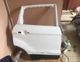 Дверь задняя правая для FORD KUGA  запчасти бу