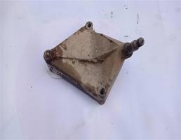 Кронштейн КПП для RENAULT MEGANE 1 (96-04)  запчасти бу