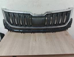 решетка радиатора для SKODA Kodiaq c 2016 года  запчасти бу