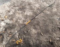 Упор капота для SKODA RAPID  запчасти бу