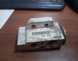 Клапан отопителя для SKODA OCTAVIA A5 04-13  запчасти бу