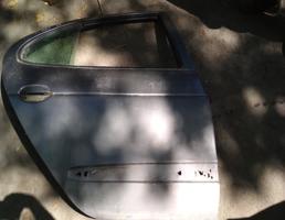 Дверь задняя правая для RENAULT MEGANE 1 (96-04)  запчасти бу