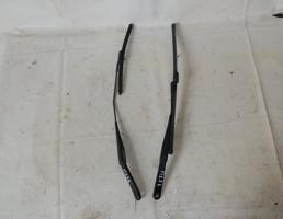 поводок стеклоочистителя для FORD FIESTA 08-18г  запчасти бу