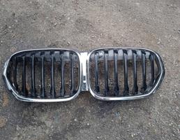 решетка радиатора для BMW X1  запчасти бу