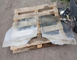 Стекло переднее правое для GEELY OTAKA  запчасти бу