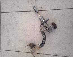 главный Цилиндр сцепления для NISSAN Almera N16 00-06Г  запчасти бу