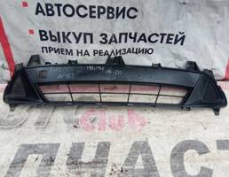 Решетка в бампер центральная для KIA SORENTO 3 Prime 15-  запчасти бу