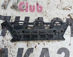 Решетка в бампер для LADA VESTA  запчасти бу