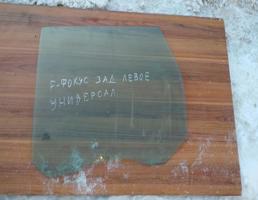 Стекло боковое заднее L для FORD FOCUS 2 (2005-2011)  запчасти бу