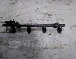 Рейка топливная (рампа) для MITSUBISHI Carisma 98-03  запчасти бу