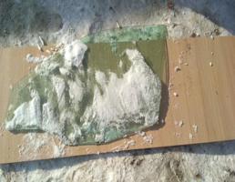 Стекло боковое переднее L для MITSUBISHI Carisma 98-03  запчасти бу