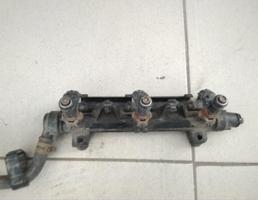 Рейка топливная (рампа) для SKODA FABIA 99-07  запчасти бу