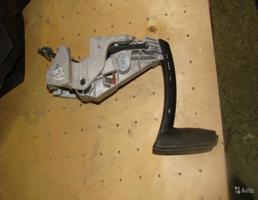 Ручник для AUDI A3 04-13  запчасти бу