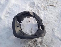 Решетка в бампер правая для RENAULT Duster 12-  запчасти бу