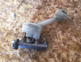 Главный тормозной цилиндр для NISSAN PRIMERA P12 02-08  запчасти бу