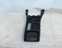 Подлокотник / тунель для FORD FIESTA 08-18г  запчасти бу
