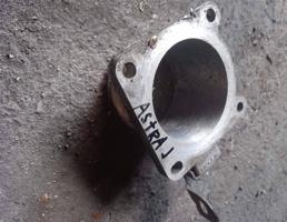 Фланец для OPEL ASTRA J 10-17  запчасти бу