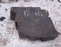 Крышка блока предохранителей для FORD FIESTA 2001-2008  запчасти бу