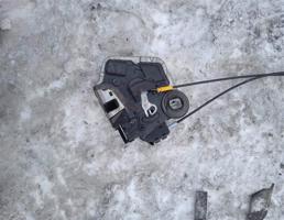 Замок двери задней левой для TOYOTA COROLLA 120 01-06  запчасти бу