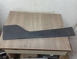 Накладка двери передней левой для Москвич 3  запчасти бу