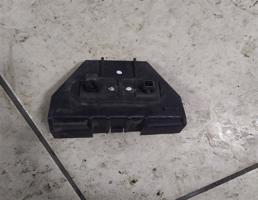 Кронштейн заднего бампера правый для TOYOTA AVENSIS 2003-2008  запчасти бу