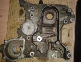 Крышка двигателя передняя для OPEL ASTRA H 04-15  запчасти бу