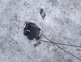 Замок двери задней правой для TOYOTA COROLLA 120 01-06  запчасти бу