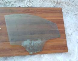 Стекло переднее правое для MAZDA 6 08-12 GH  запчасти бу