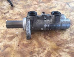 Главный тормозной цилиндр для KIA Soul 08-14  запчасти бу