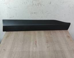 молдинг двери для TOYOTA RAV4 19-  запчасти бу