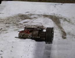 Помпа для MITSUBISHI Outlander XL 06-12  запчасти бу