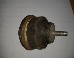 Подушка двигателя для Peugeot 206 98-12г  запчасти бу
