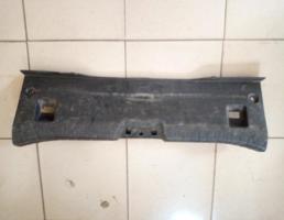 Накладка замка багажника для KIA Ceed 07-12  запчасти бу