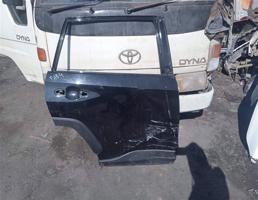Дверь задняя правая для TOYOTA RAV4 19-  запчасти бу